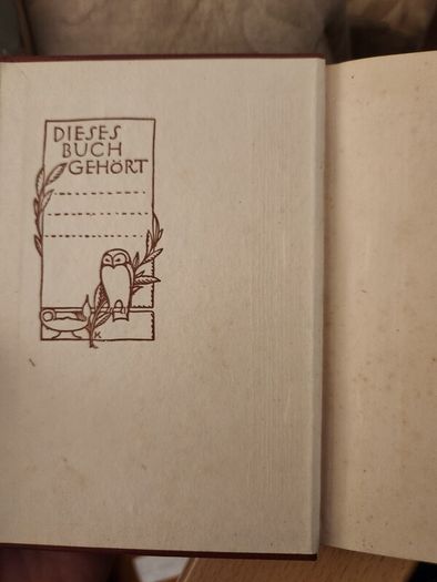 Dents Treasury Of German Literary. Short Stories By Modern  German Authors. Selected & Edited By Dr P. Vrijdaghs And Walter Ripman. Beautiful 1945 Hardback Edition In Good Condition.