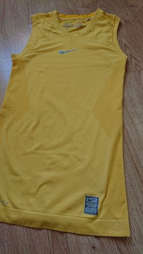 Nike Top + Golddigga leggings + Workout Jacket   Size 10