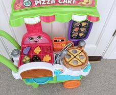 Leapfrog pizza cart