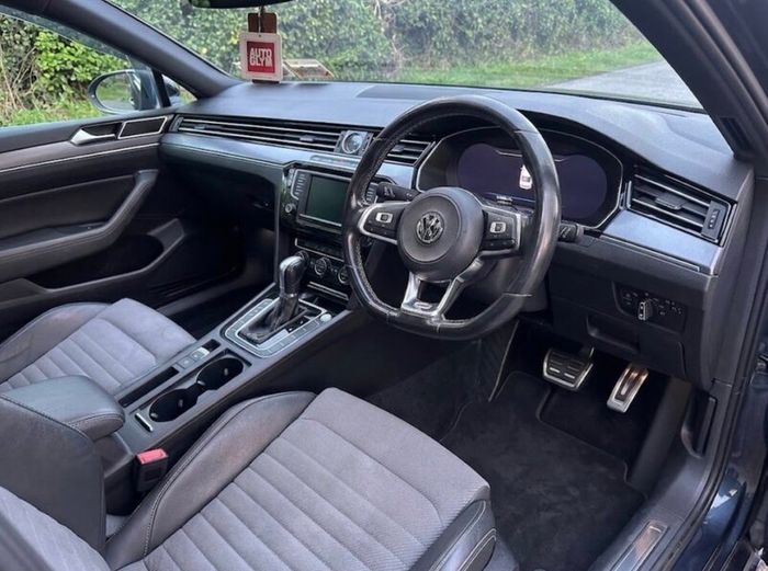 2.0TDI R Line Automatic Passat