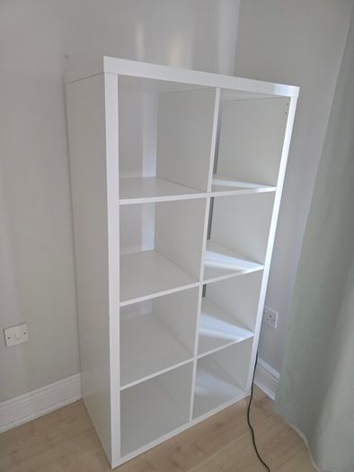 shelving unit