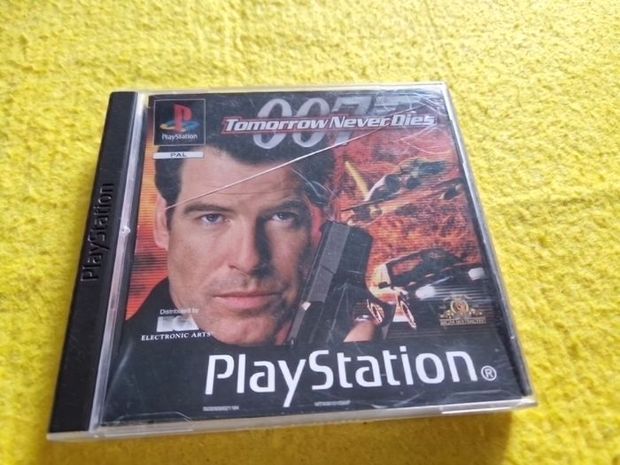 007 Tomorrow never dies PlayStation1 Ps1 PlayStation2 ps2 games Original