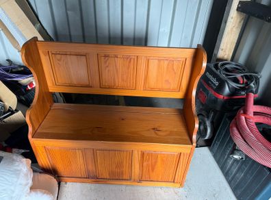 Toy bench storage