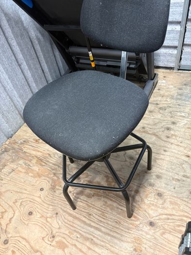 work bench stool