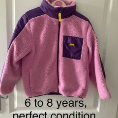 Girls jacket, 6 to 8 years, perfect condition