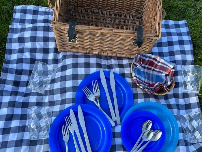 Picnic Basket For 4