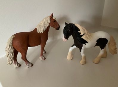 Schleich Pony Club Horse Pony figures x 2 Chestnut and Piebald