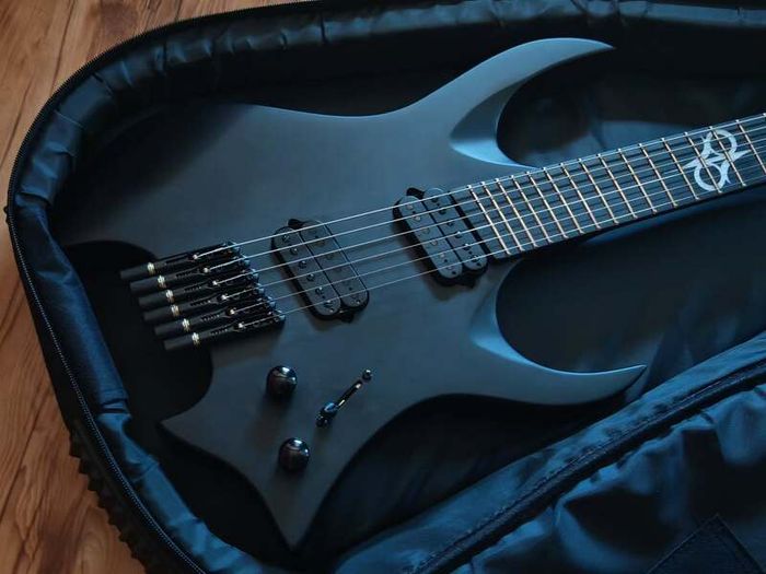 Solar H2.6C Headless Guitar Carbon Black (Delivery available)