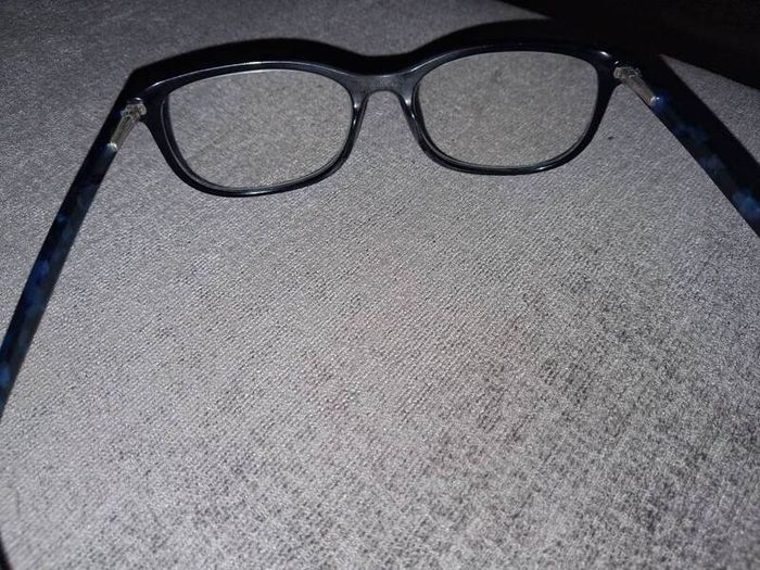 Free With Anything Bought Out Of My Ads!! - Converse Glass Frames - RRP - 130.00 - Approx - Size - Width - 140mm x Dept - 140mm - Height - 45mm