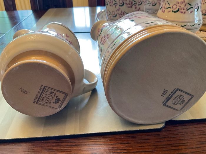 Nicholas Mosse Lavender fri:Washington Creek USA , a set if two jugs , a 4 inch creamer and a four and a  half inch cylinder jug