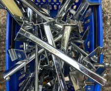 Slat Wall Clothes Display Bars Large Quantity
