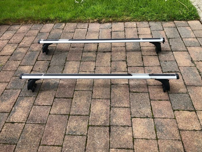 Halfords Roof bars