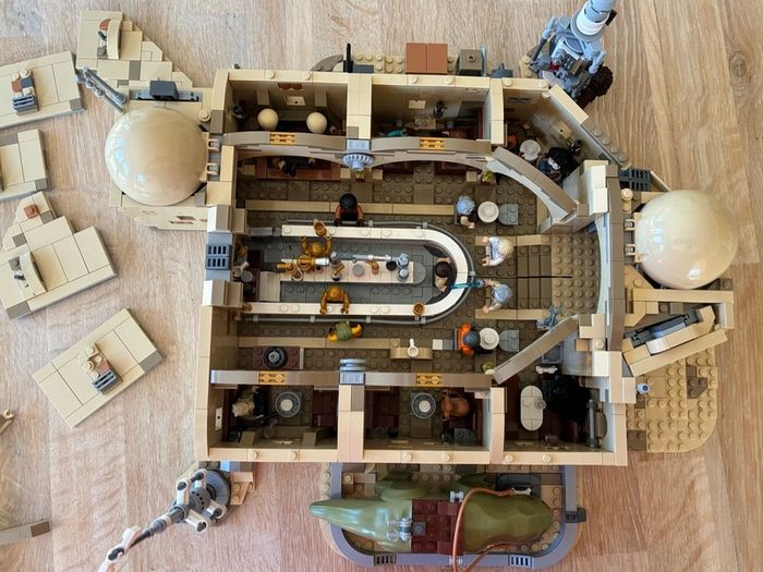 Lego Star Wars Mos Eisley Cantina 75290