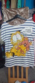 t shirt flag garfield donald duck mickey  fits 6-8 small 10