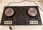 Traktor S2 MK3 - DJ Controller