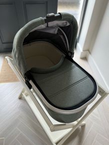UppaBaby Vista 2 Bassinet & Stand