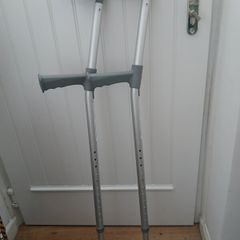 Aluminium crutches