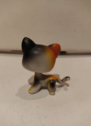 Littlest Pet Shop Short Hair Calico Cat #106