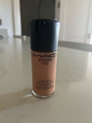 Mac foundation Studio Fix Fluid NW33 SPF15 30ml