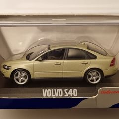 Volvo S40 by Minichamps scale 1:43
