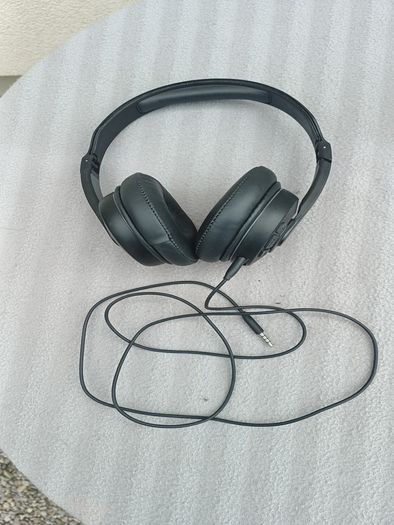Headphones Wired