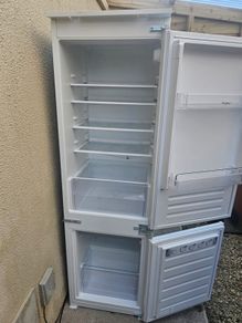 In built whirlpool fridge and freezer