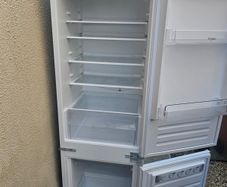 In built whirlpool fridge and freezer