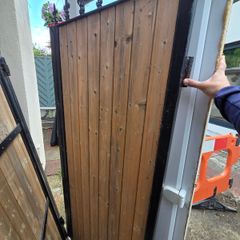 Side Gates