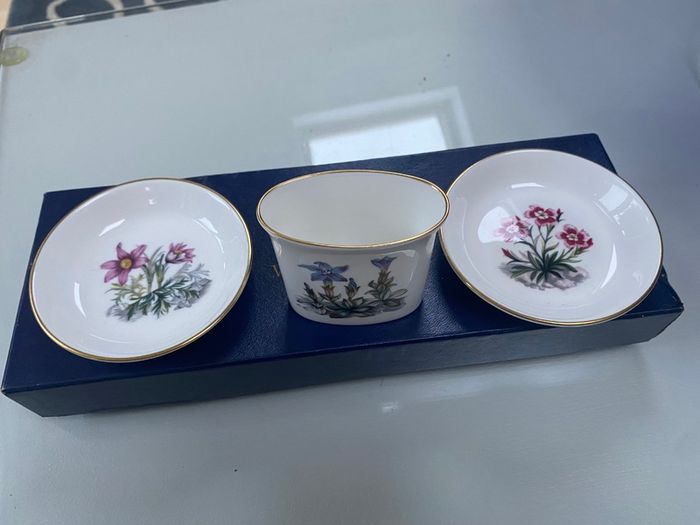 Royal Worcester three piece set