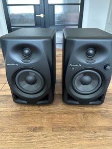 Pioneer DJ DM-40D-BT Bluetooth Speaker
