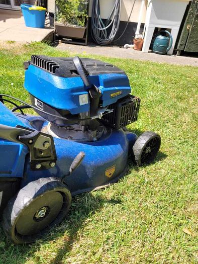 HYUNDAI Lawnmower