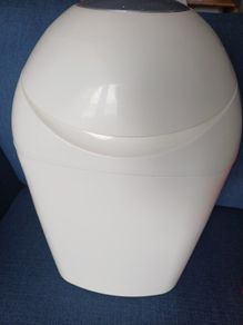 Diaper bin