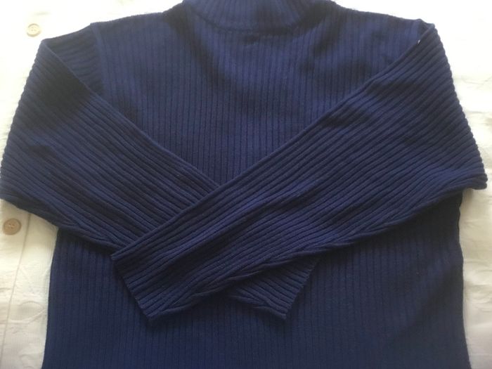 Red box mens high neck jumper