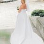 Wedding Dress for sale with free gift UK size 16-18 Image 4