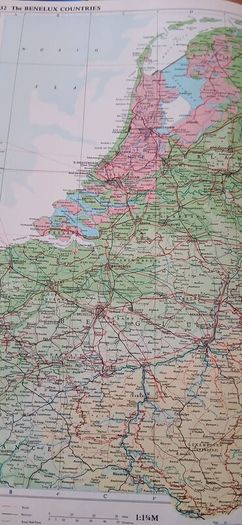 Bartholomew New International Atlas