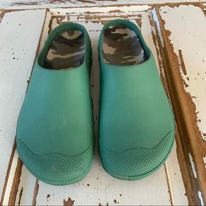 Livergy Made in Italy  Mens Green Clogs Shoes size UK8/9 EU42/43 Postage included