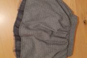 Girl's skirt, age 11-12