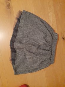 Girl's skirt, age 11-12