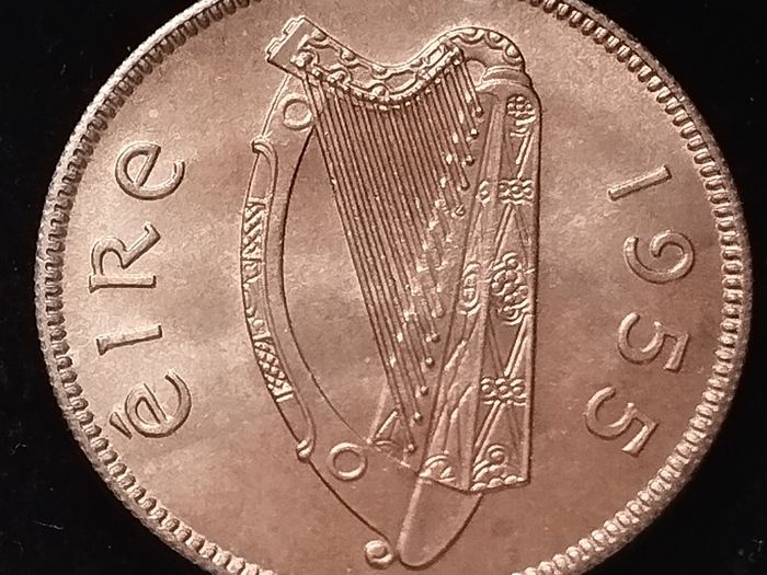 #626 - Ireland - 1955 - Shilling - KM.14a