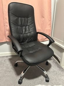 Computer chair