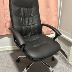 Computer chair