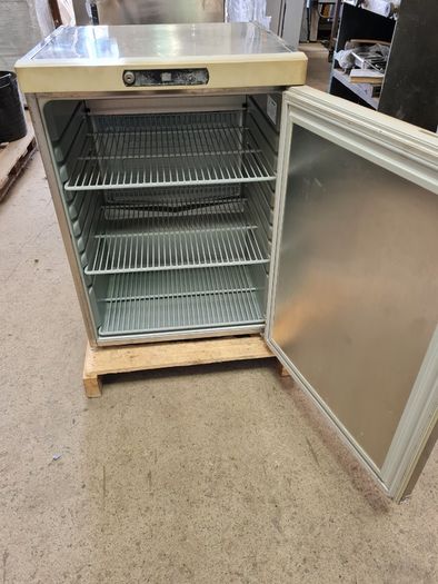 Gram K200 Used Undercounter Fridge