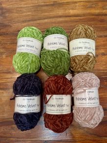 Fine chenille yarn