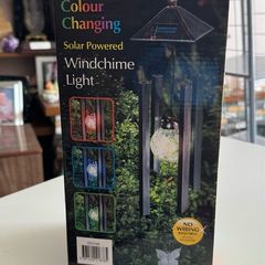 Colour changing windchiime solar light