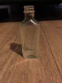 Vintage Sloans Liniment bottle
