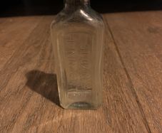 Vintage Sloans Liniment bottle