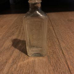 Vintage Sloans Liniment bottle