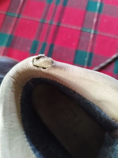 meindl Bhutan hunting hiking boots, there is another pair of meindl in the photos and a pair of Haix size 10, and lastly a pair of Mammut boots size 10, all great boots and in super condition.