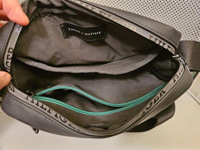 Tommy Hilfiger Crossbody shoulder bag