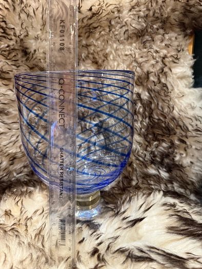 Pasabahce Art blue-spiral-handblown-glass-pedestal